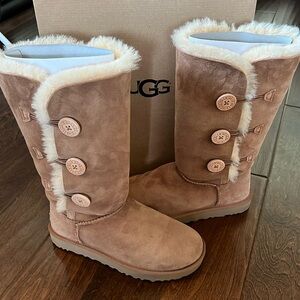 UGG Bailey Button Triplet Boot